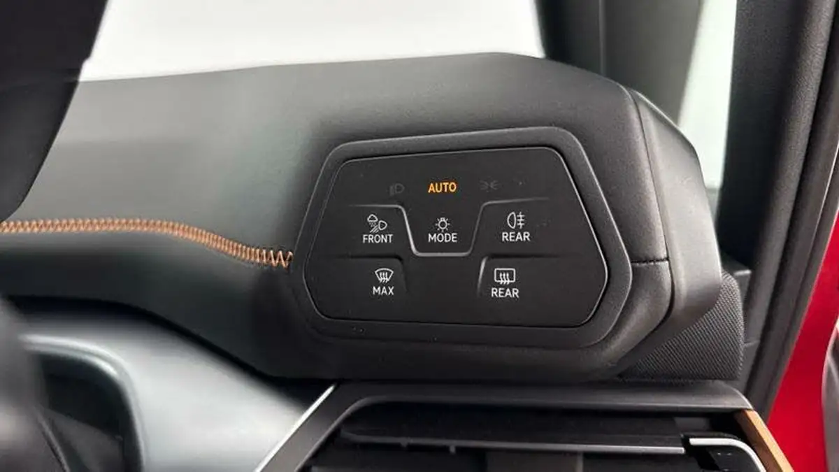 2022-cupra-born-e-v2-204ps-58kwh-big-19