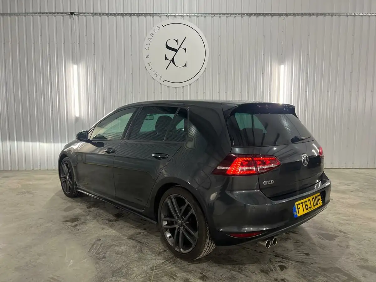 2013-volkswagen-golf-20tdi-gtd-5d-big-4