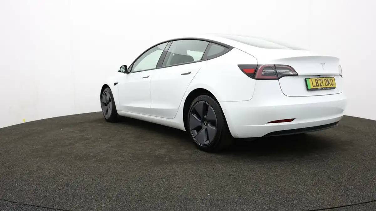 2021-tesla-model-3-e-standard-plus-big-71