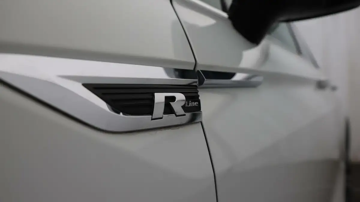 2019-volkswagen-tiguan-20tdi-r-line-tech-150ps-4motion-big-21