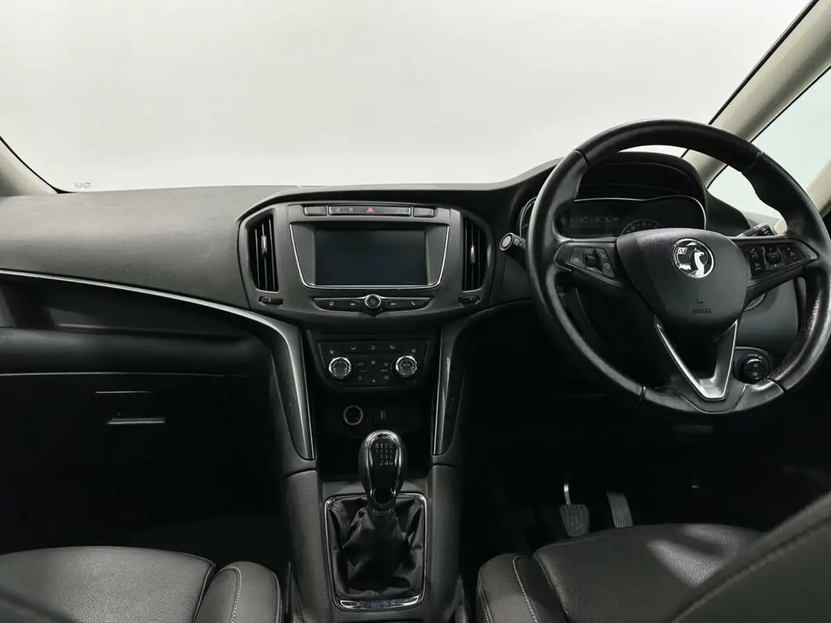 2017-vauxhall-zafira-tourer-14i-16v-turbo-elite-nav-big-17