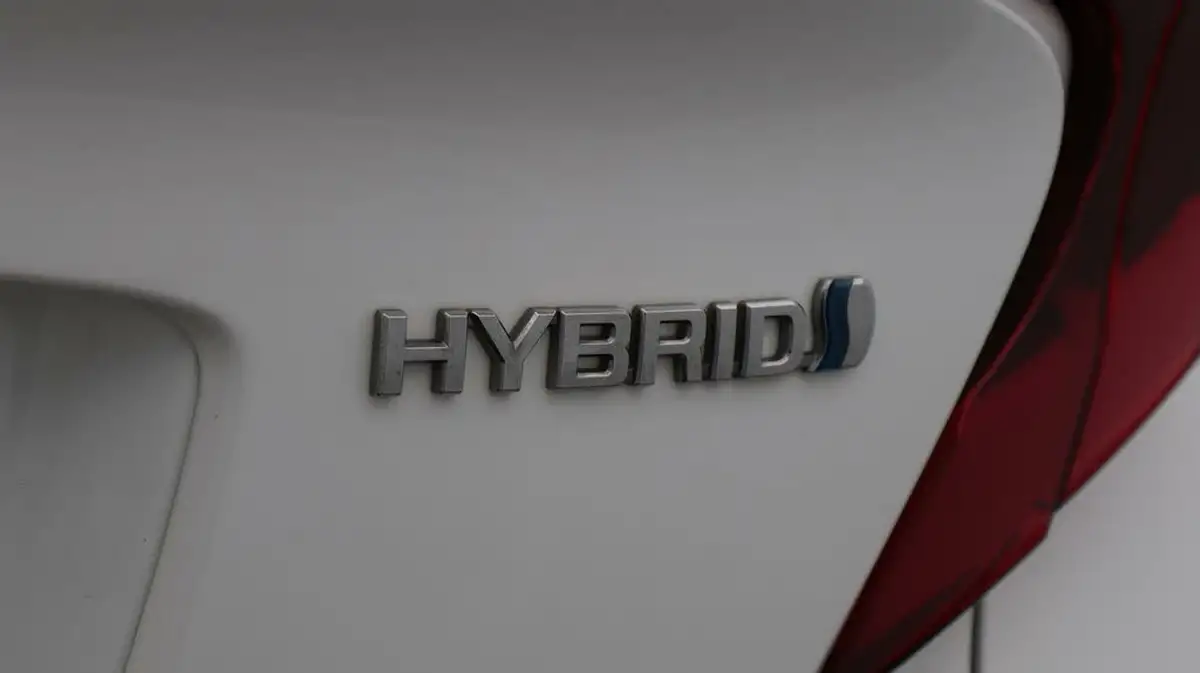 2022-toyota-c-hr-18-vvt-i-excel-big-22
