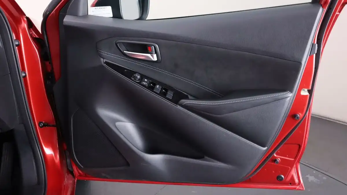 2022-mazda-mazda2-15-e-skyactiv-g-gt-sport-big-14