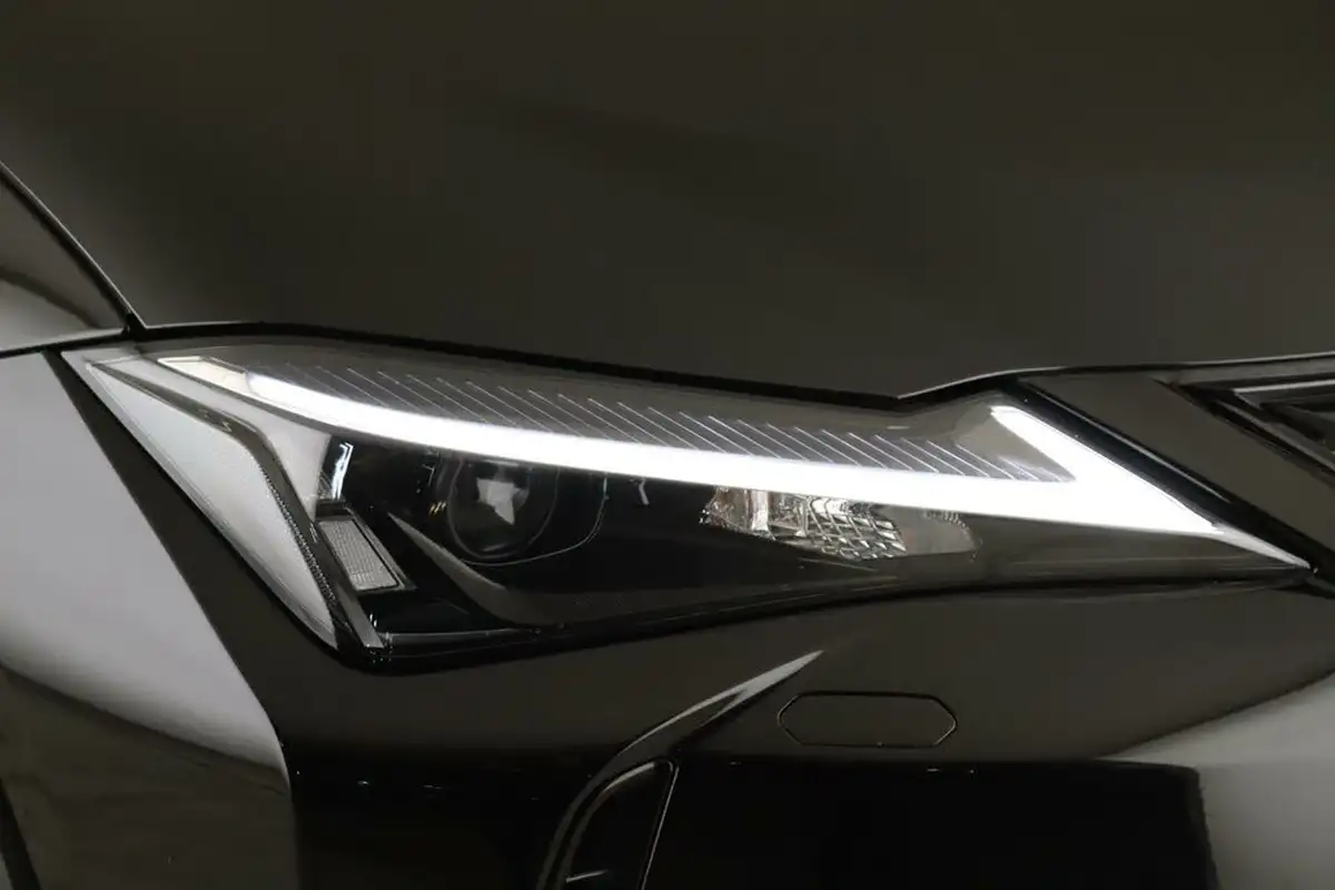 2021-lexus-ux-250h-20-ux-184bhp-without-navigation-big-8