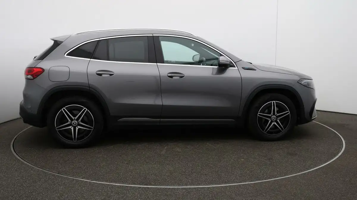 2023-mercedes-benz-eqa-e-eqa-250-amg-line-big-42