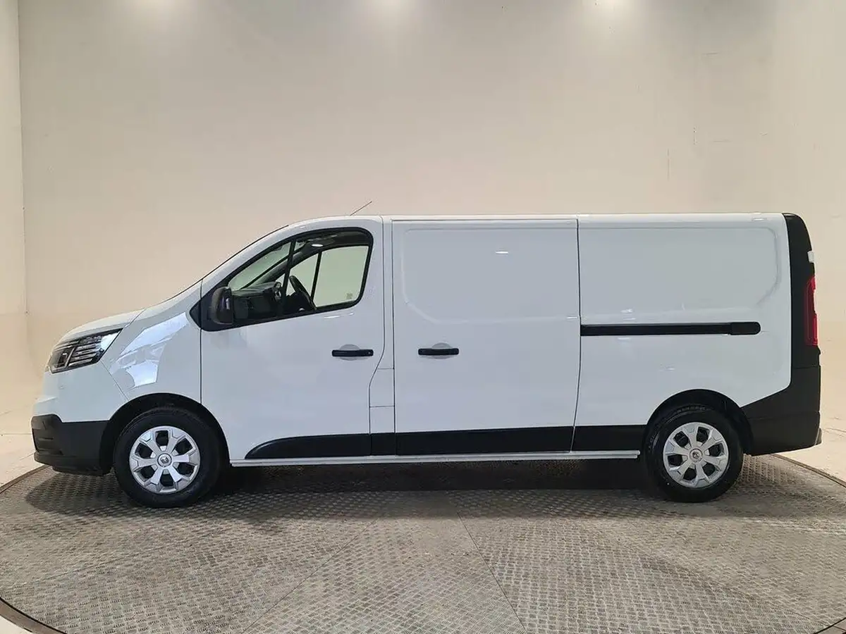 2022-renault-trafic-20dci-ll30-130-business-panel-big-3