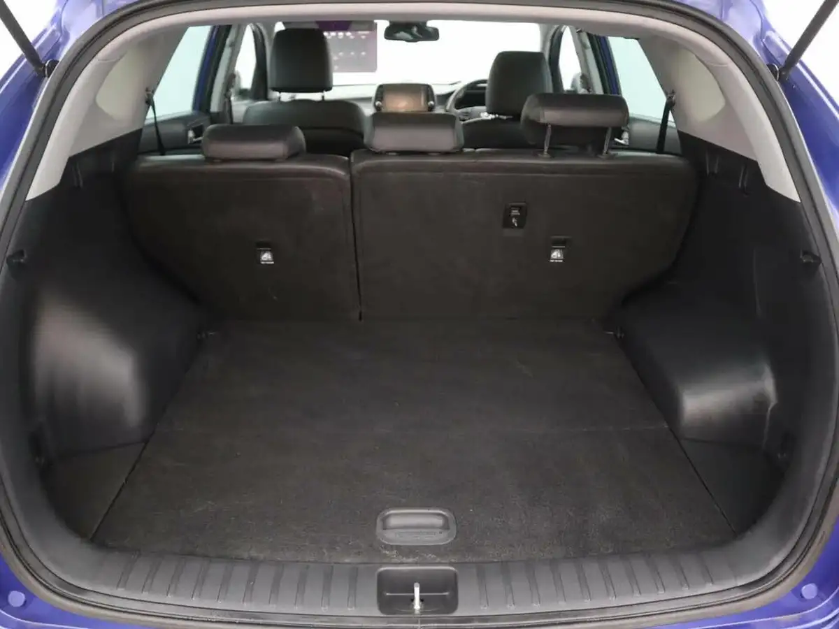 2020-hyundai-tucson-16crdi-premium-115ps-big-6