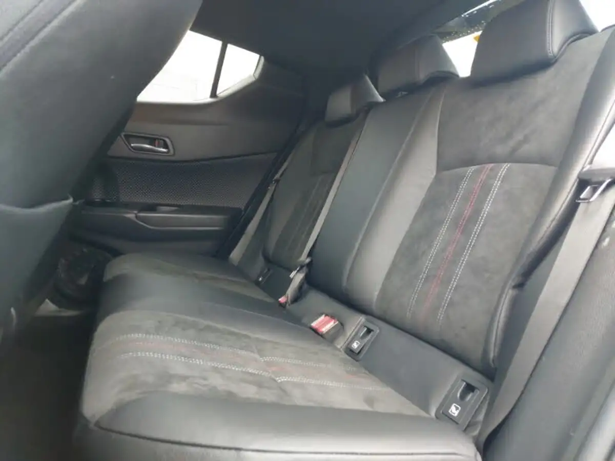 2021-toyota-c-hr-20-vvt-i-gr-sport-big-5