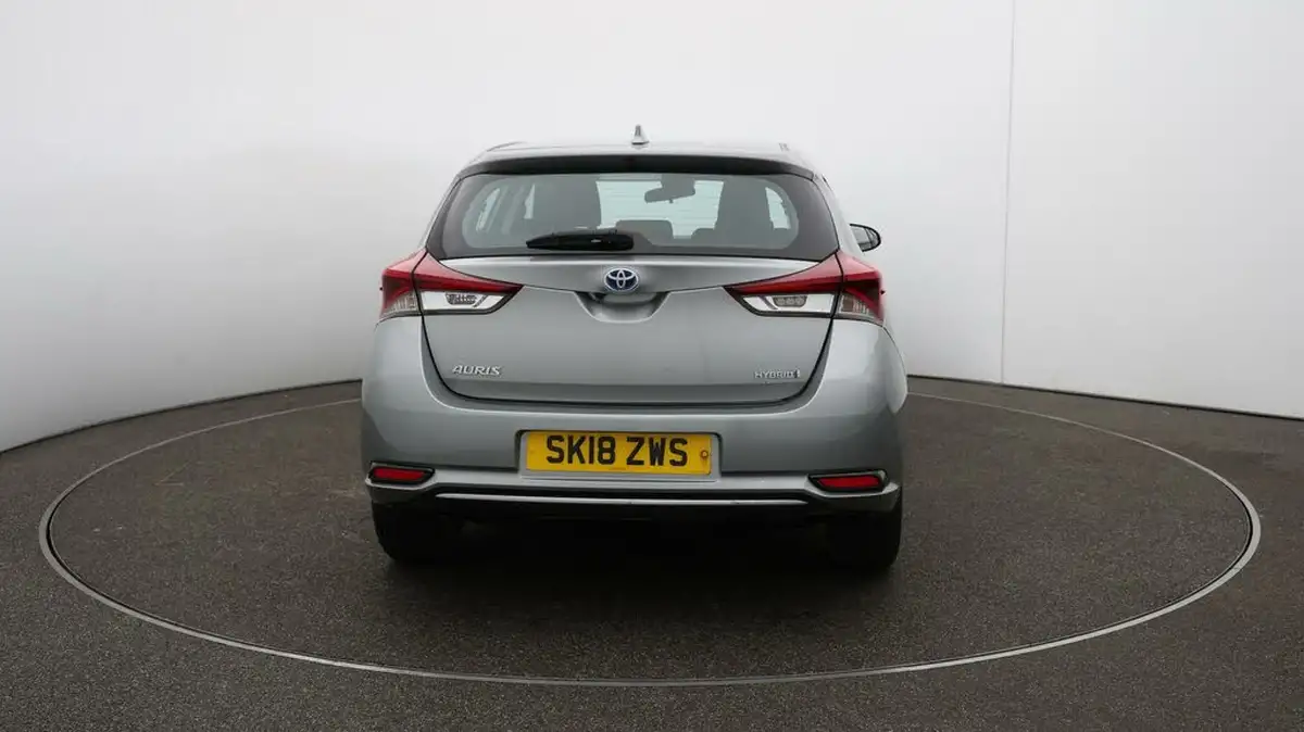 2018-toyota-auris-18-vvt-i-hsd-icon-tech-hatchback-big-48