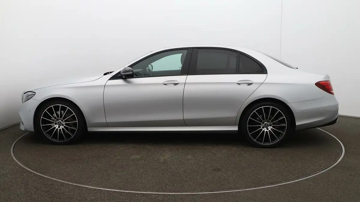 2019-mercedes-benz-e-class-20d-e220d-amg-line-night-edition-premium-saloon-4d-big-55