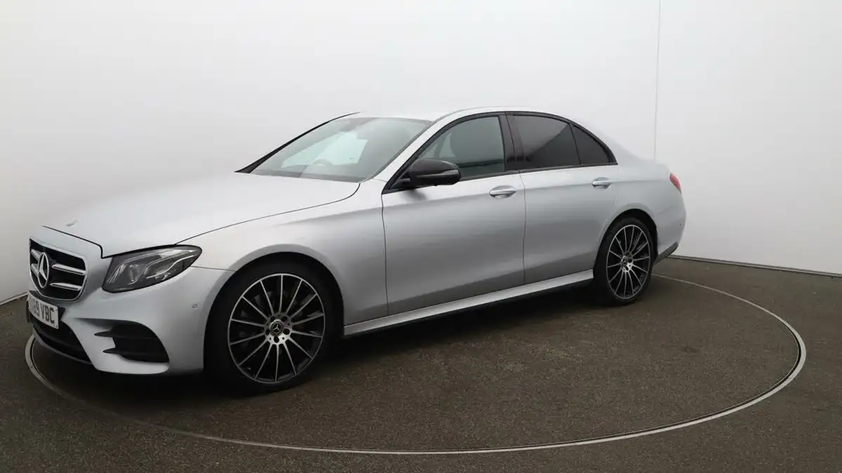 2019-mercedes-benz-e-class-20d-e220d-amg-line-night-edition-premium-saloon-4d-big-59