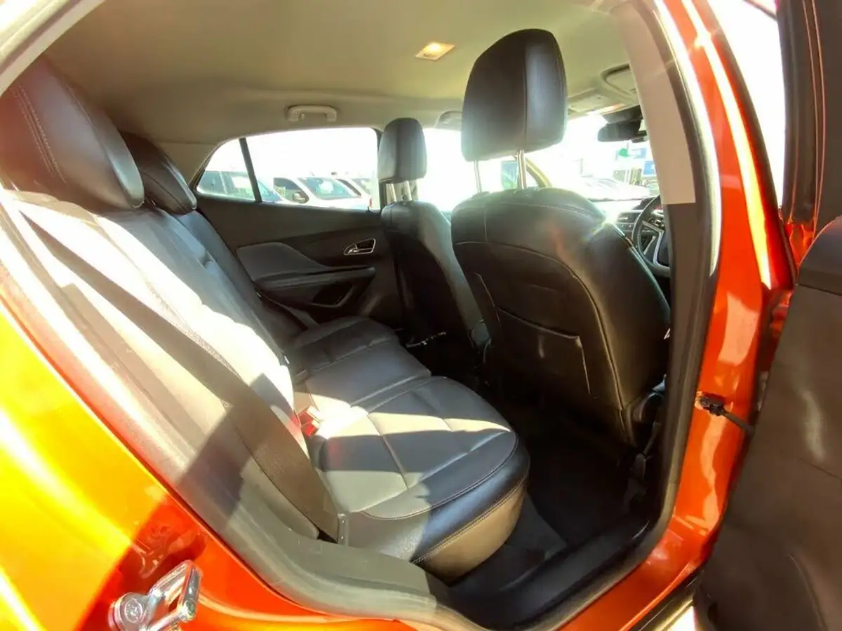 2015-vauxhall-mokka-17cdti-se-fwd-auto-big-18