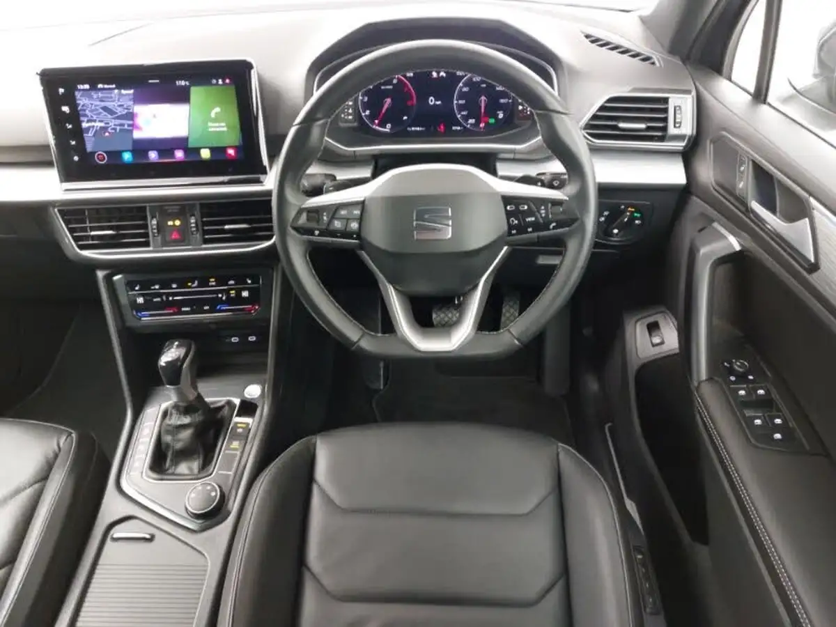 2023-seat-tarraco-15-ecotsi-xperience-lux-dsg-big-6
