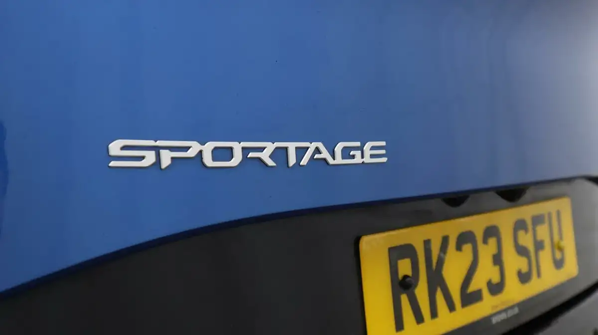 2023-kia-sportage-16-t-gdi-gt-line-261bhp-awd-phev-auto-big-20