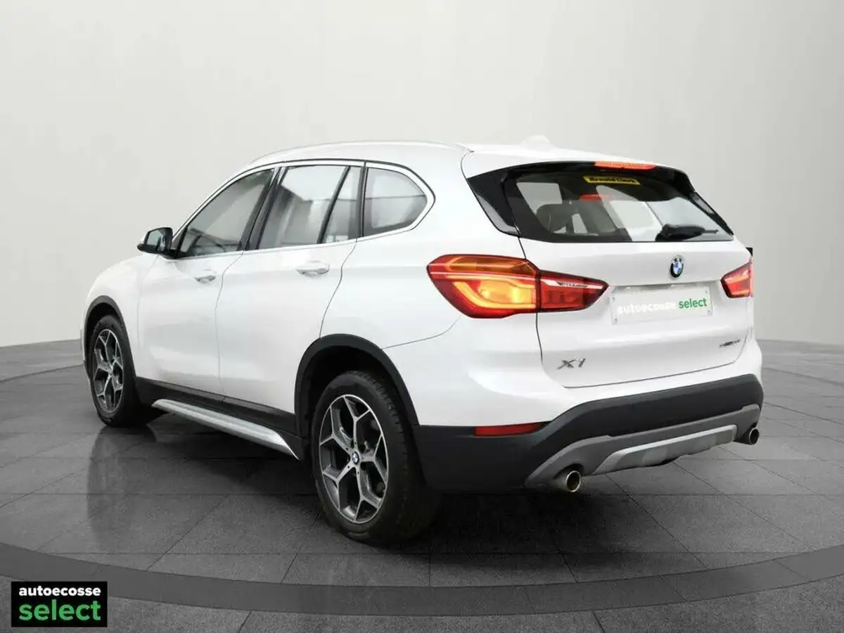 2018-bmw-x1-20-sdrive-20i-xline-ss-big-2