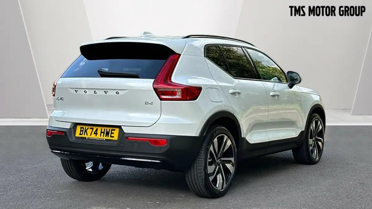 2024-volvo-xc40-20-b4-r-design-pro-big-6