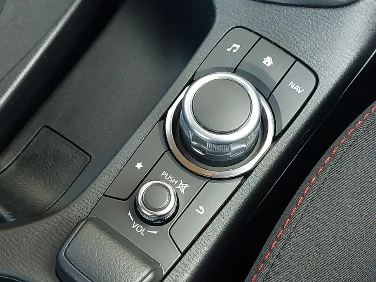 2023-mazda-mazda2-15-e-skyactiv-g-homura-big-16