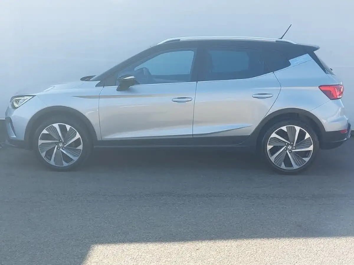 2022-seat-arona-10-tsi-fr-sport-big-3
