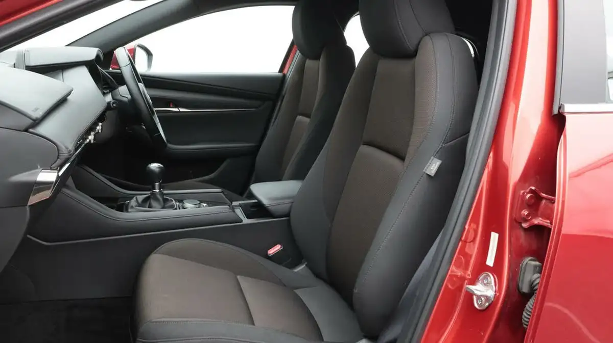 2022-mazda-mazda3-20-se-l-lux-186ps-hatchback-5d-big-14