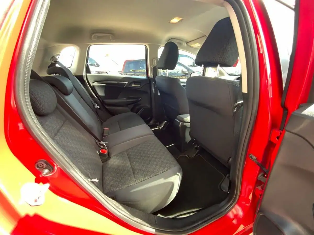 2016-honda-jazz-13-i-vtec-se-big-26