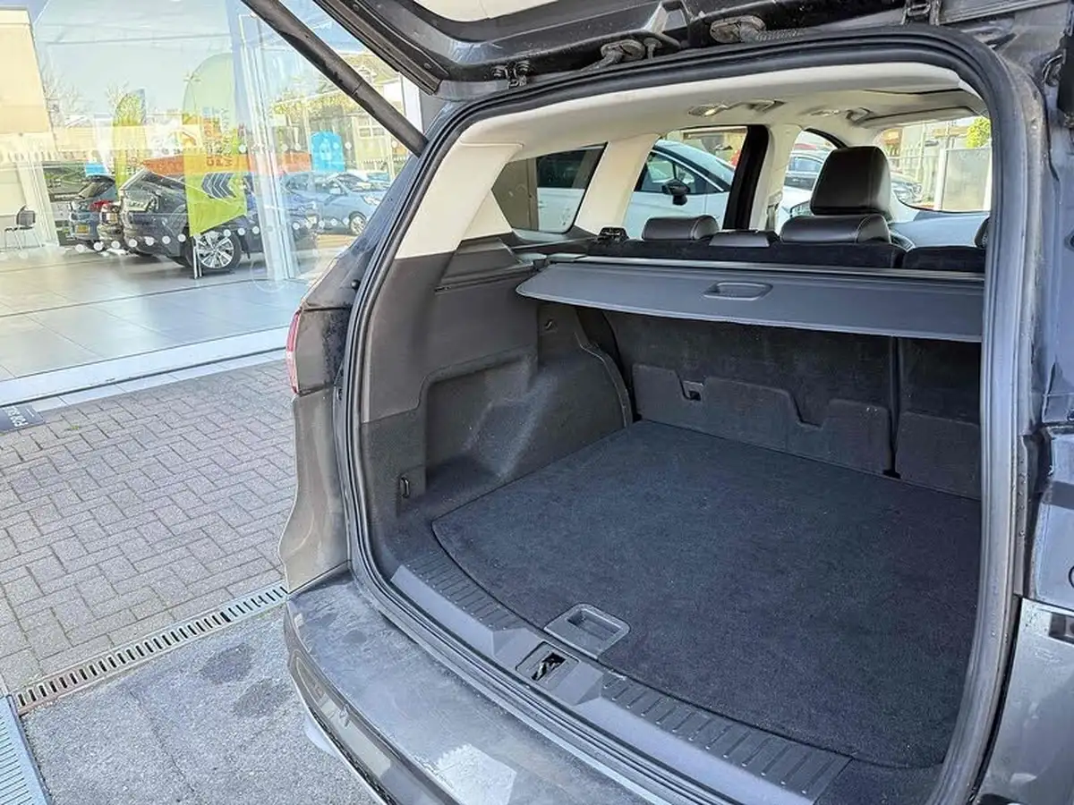 2015-ford-kuga-20tdci-titanium-x-180ps-awd-big-24