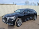 2021-audi-q8-30-55-tfsi-s-line-small-11
