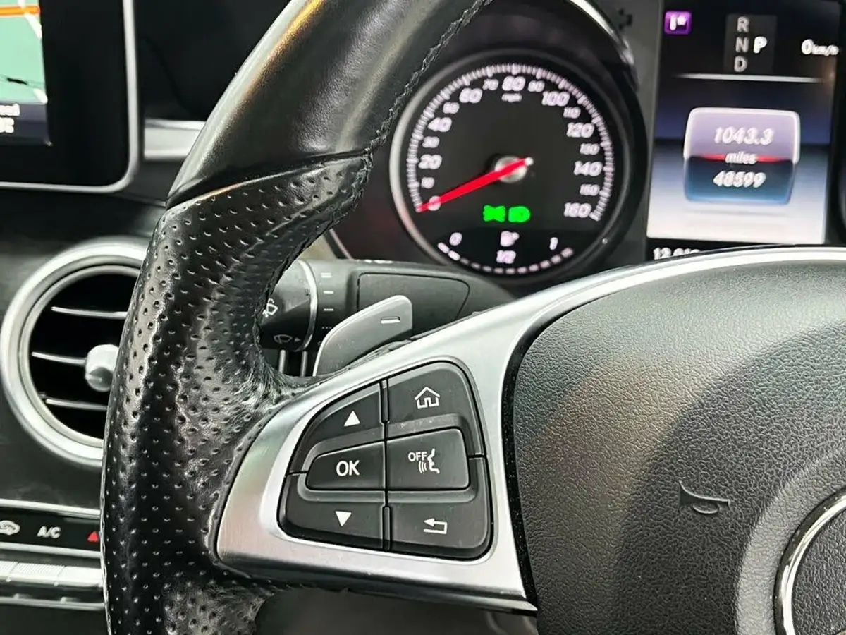 2017-mercedes-benz-c-class-21d-c220d-amg-line-premiumss-coupe-2d-9g-tronic-plus-big-24