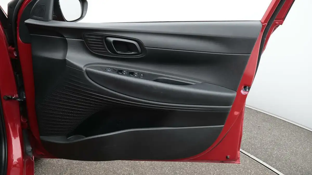 2023-hyundai-i20-10-t-gdi-se-connect-eclutch-imt-big-14