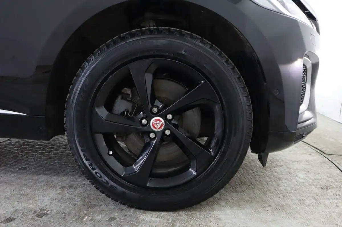 2021-jaguar-f-pace-20-p250-r-dynamic-s-big-23