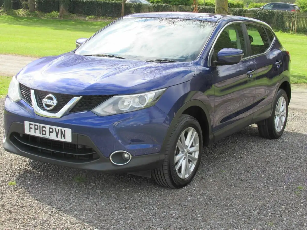 2016-nissan-qashqai-15dci-acenta-smart-vision-packtech-pack-big-0