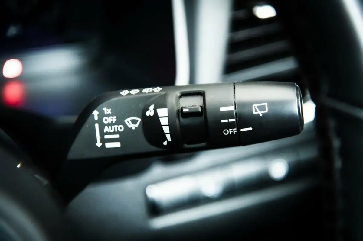 2023-nissan-qashqai-15-kuro-edition-big-10