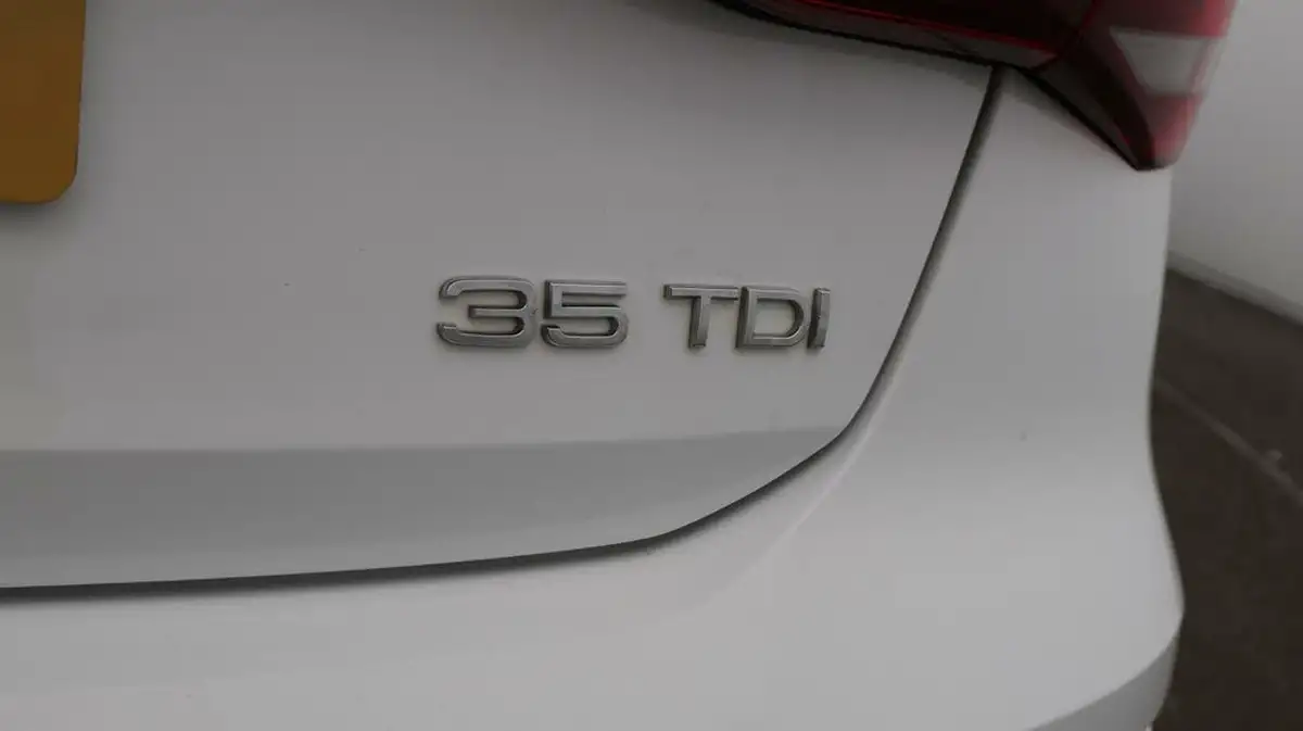 2020-audi-a3-20-35-tdi-sportback-5d-s-tronic-big-21