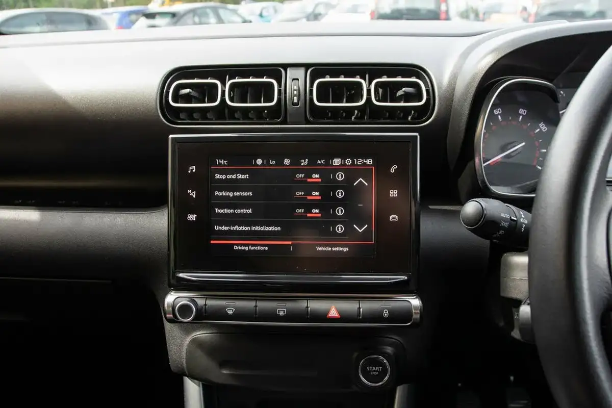 2018-citroen-c3-aircross-12-puretech-flair-110ps-ss-big-26