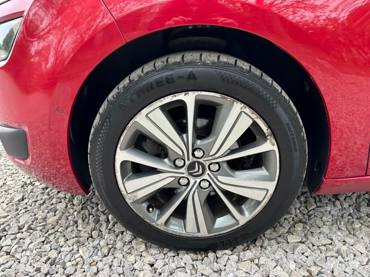 2015-citroen-grand-c4-picasso-16e-hdi-exclusive-big-13