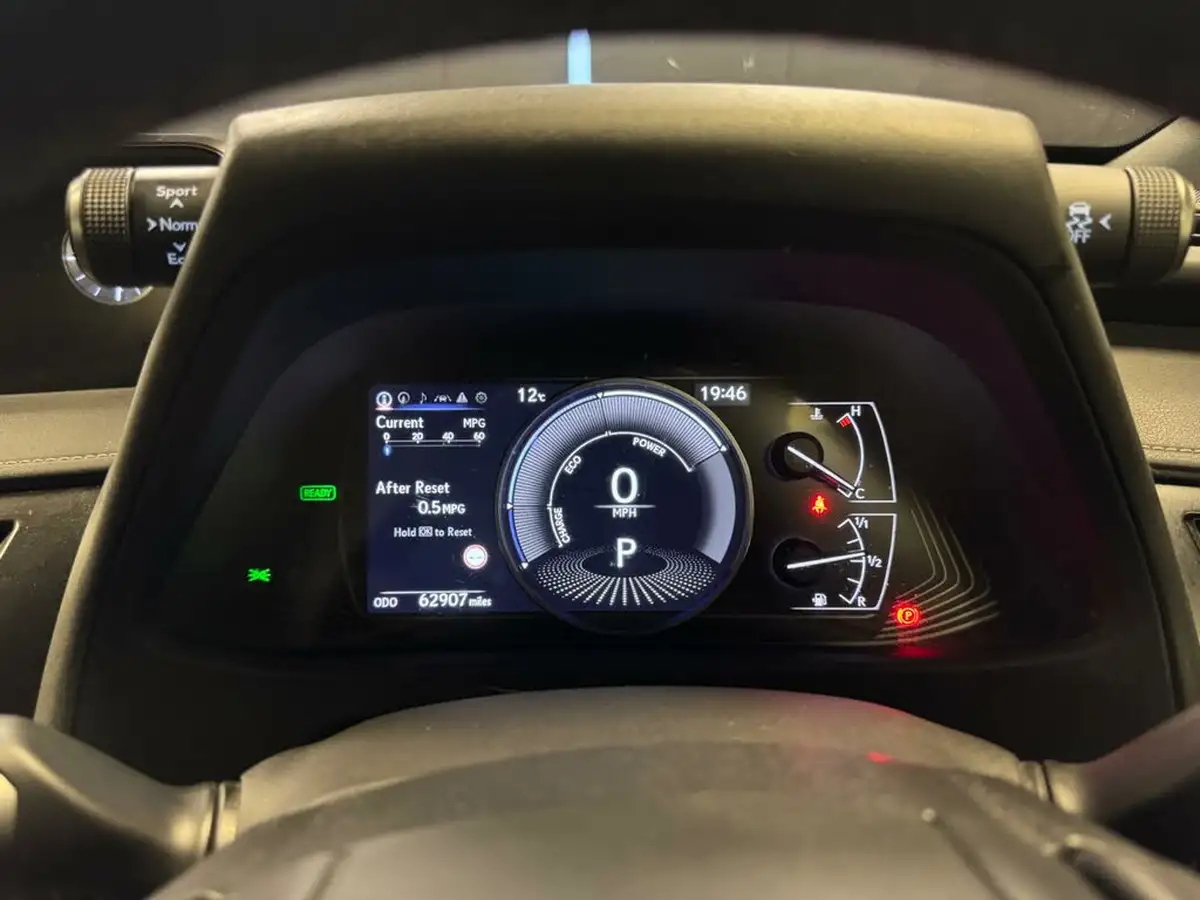 2019-lexus-ux-250h-20-ux-premium-pack-with-navigation-big-16