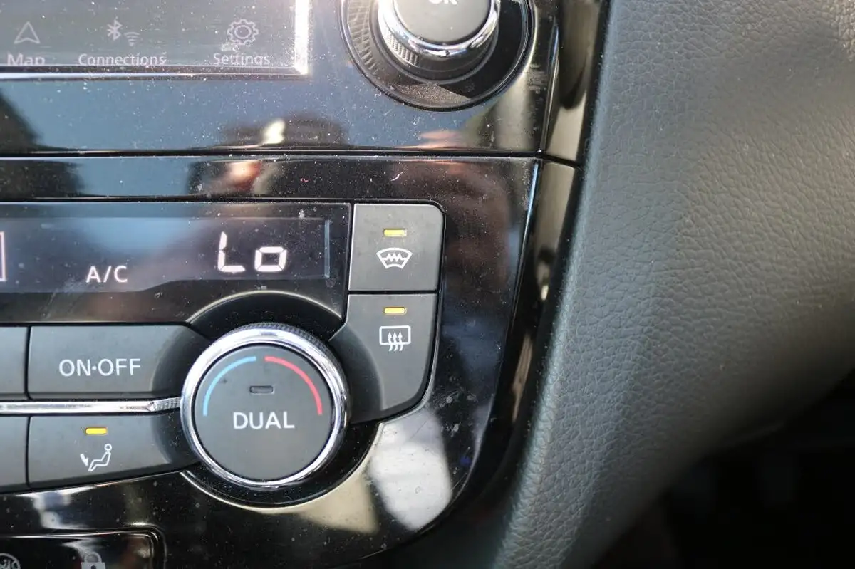 2019-nissan-qashqai-13-dig-t-tekna-140ps-big-31