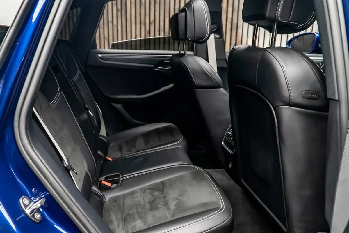 2022-porsche-macan-29-v6-gts-big-39