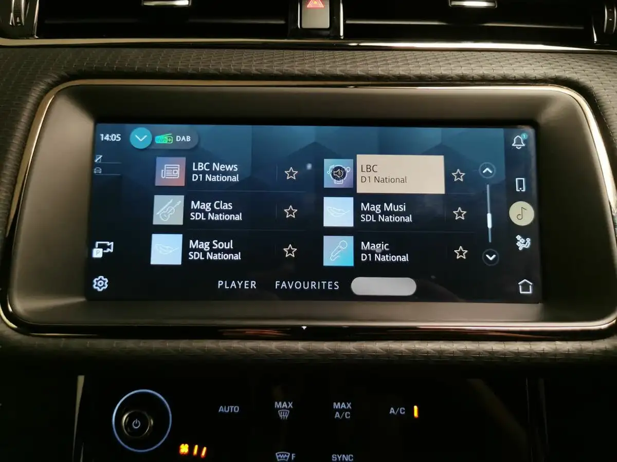 2021-land-rover-range-rover-evoque-20-d165-r-dynamic-big-5