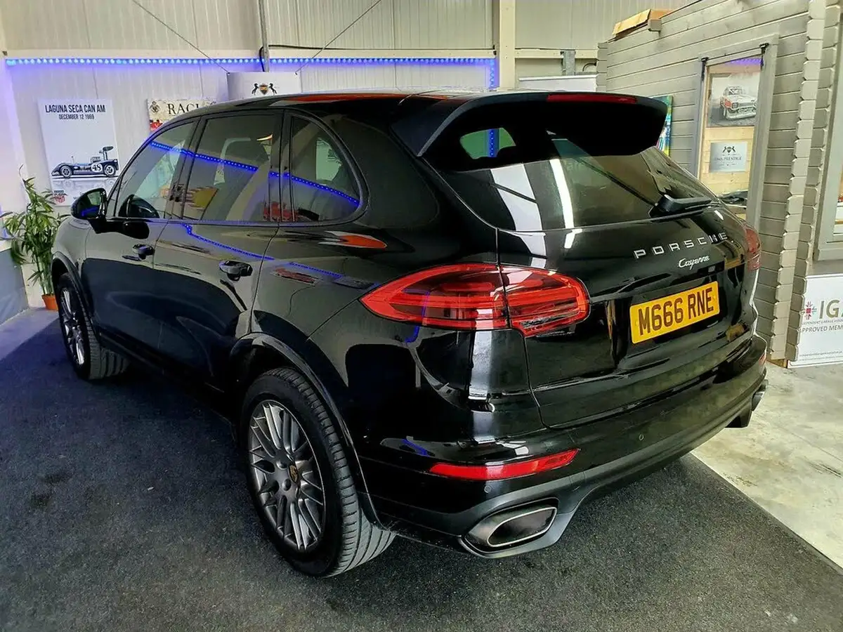 2017-porsche-cayenne-30td-diesel-platinum-edition-big-8