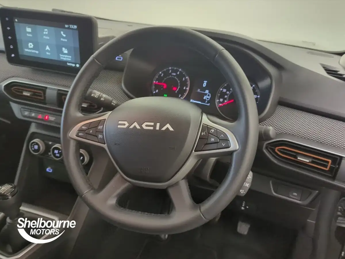 2023-dacia-sandero-stepway-10-tce-journey-100bhp-bi-fuel-big-3