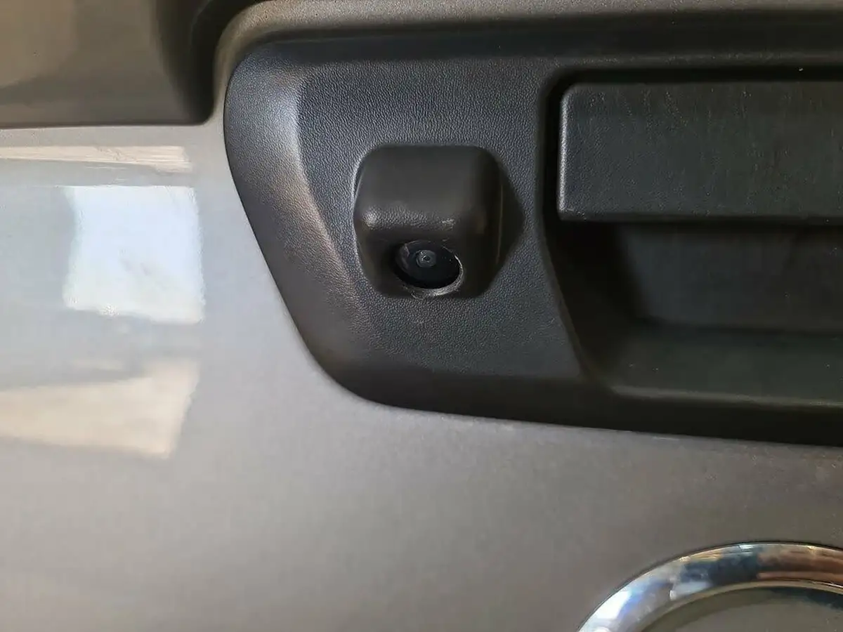 2021-nissan-navara-23dci-tt-n-guard-8-navileathersunroof-auto-big-20