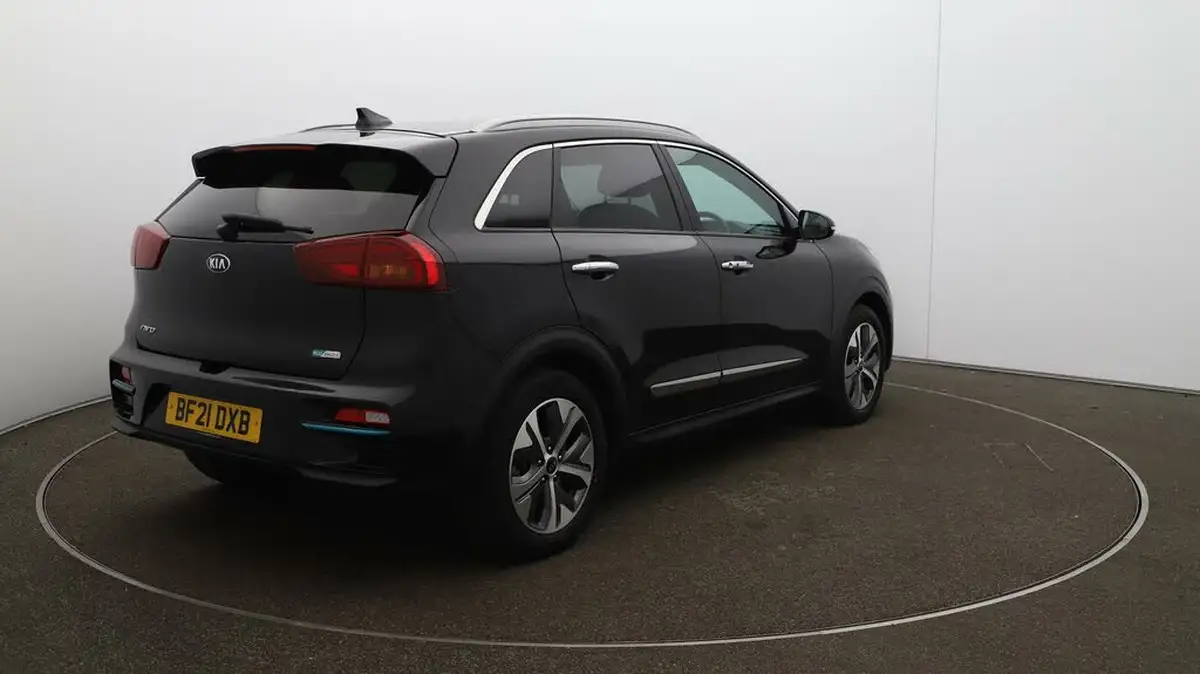 2021-kia-e-niro-ev-4-big-50