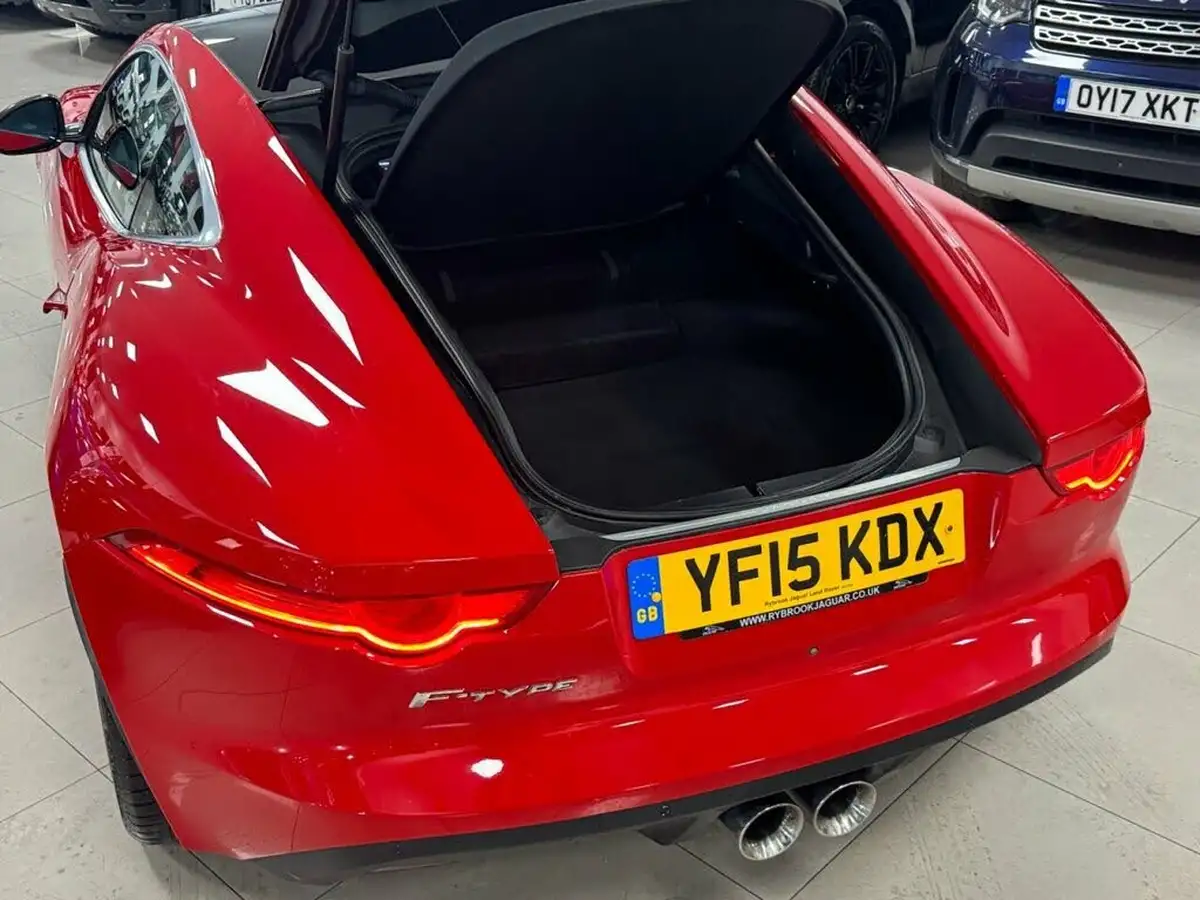 2015-jaguar-f-type-30-v6-coupe-quickshift-big-7