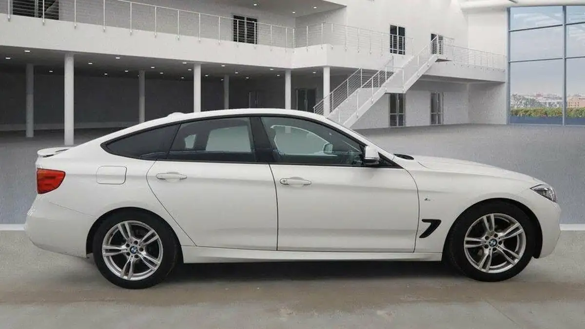 2013-bmw-3-series-20td-318d-m-sport-gt-big-4