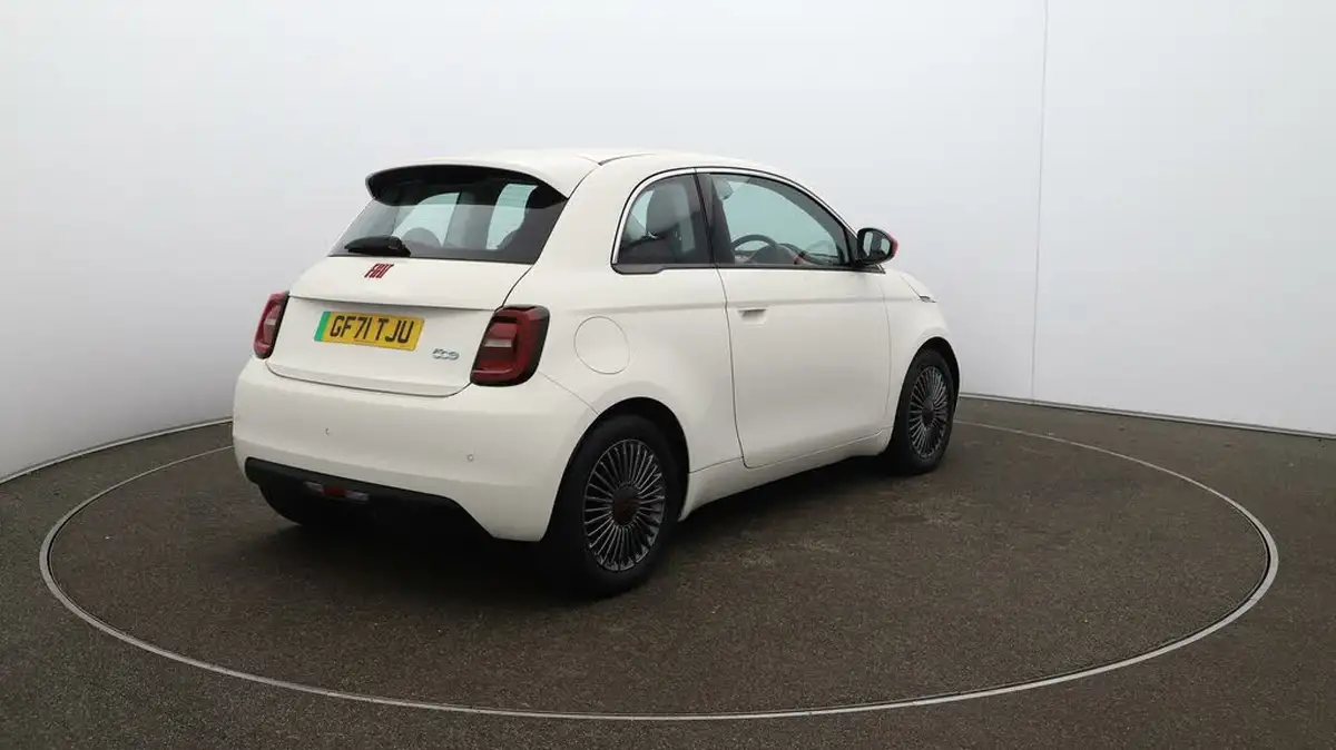 2021-fiat-500-e-red-117bhp-big-45