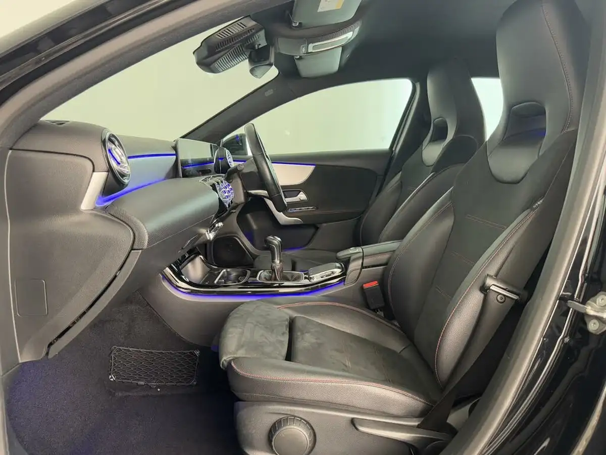 2020-mercedes-benz-a-class-13-a200-amg-line-premium-hatchback-5d-big-11