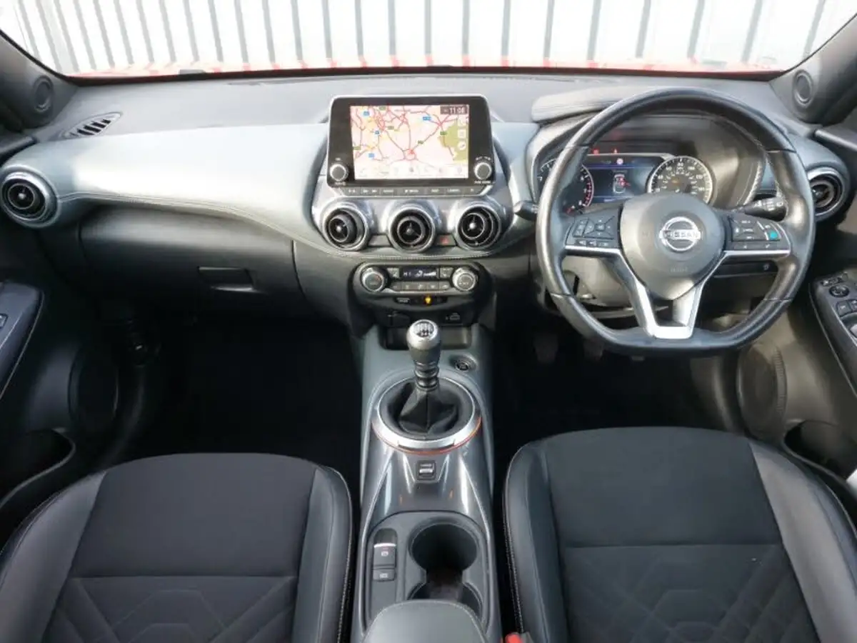 2021-nissan-juke-10-dig-t-tekna-big-2