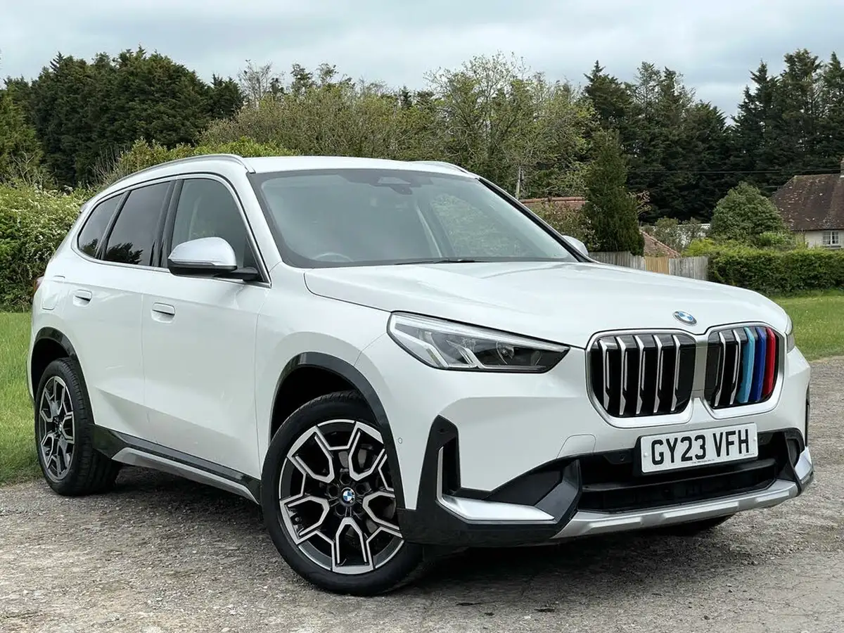 2023-bmw-x1-20td-sdrive18d-xline-big-0