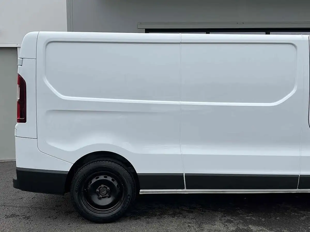 2021-renault-trafic-20dci-ll30-energy-120-business-panel-big-5