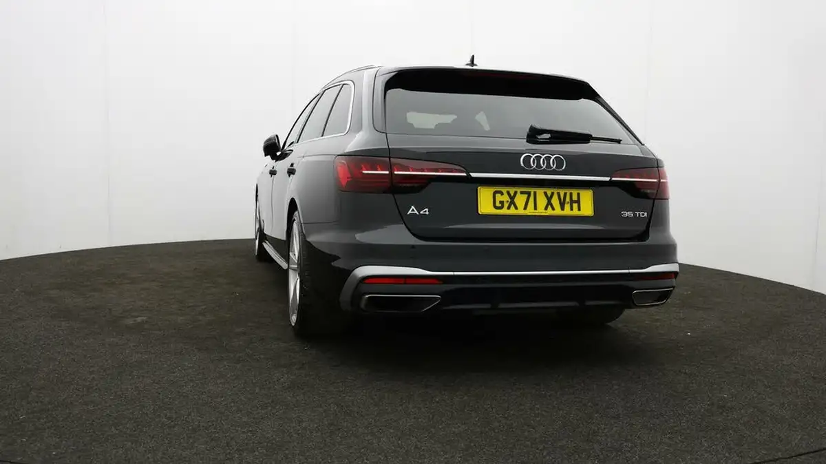 2021-audi-a4-avant-20-35-tdi-s-line-big-72